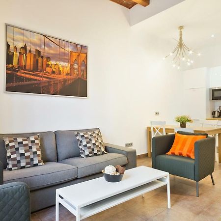 Stay U-Nique Apartments Eixample Center Barcelona Bagian luar foto